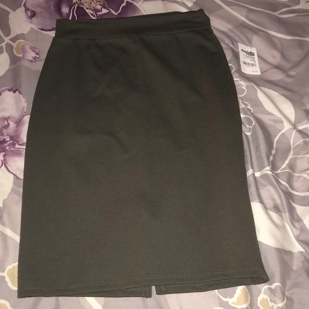 Dark green pencil skirt